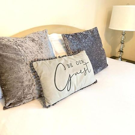 Amazing 2-Bed City Centre Apt With Parking Coventry Bagian luar foto