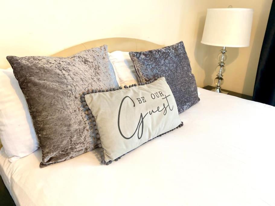 Amazing 2-Bed City Centre Apt With Parking Coventry Bagian luar foto